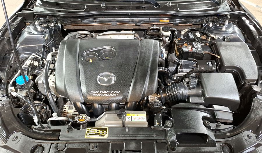 Mazda 3 2.5 SEDÁN S TA Sedan 2016