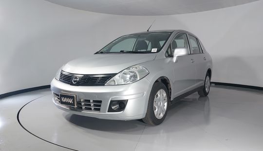 Nissan • Tiida