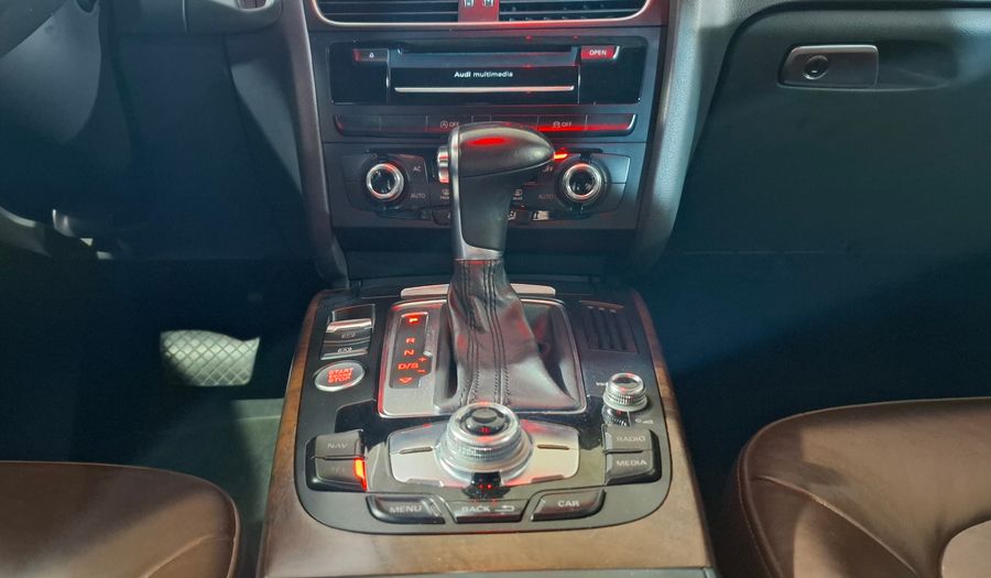 Audi A4 2.0 TFSI LUXURY MULTITRONIC Sedan 2013