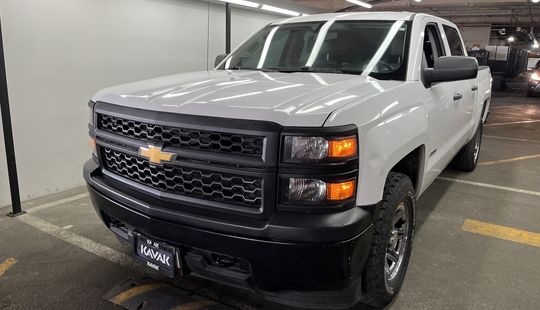 Chevrolet • Silverado 2500