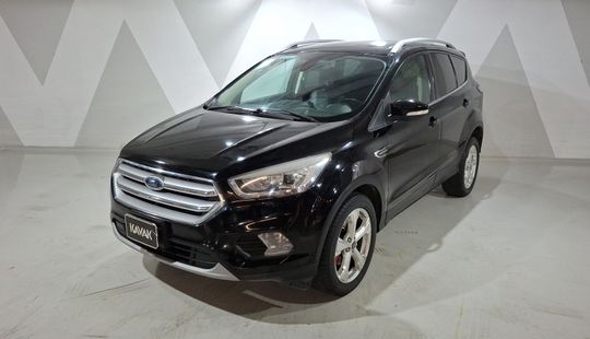 Ford • Escape
