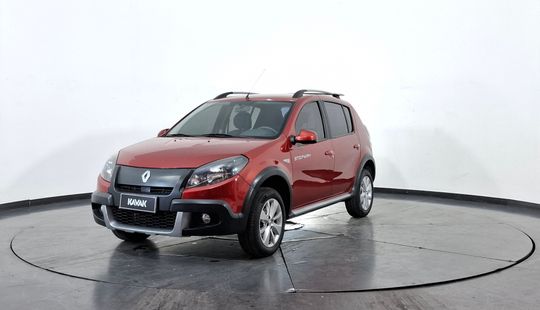 Renault • Sandero Stepway