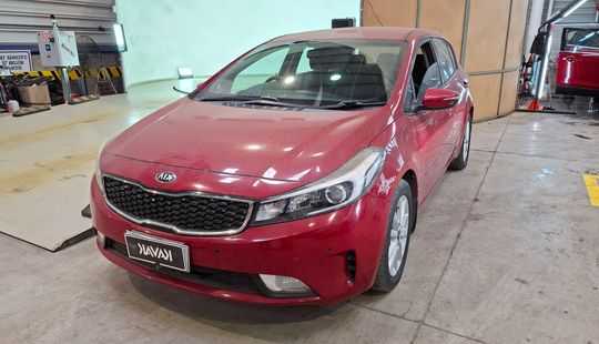 Kia • CERATO 5