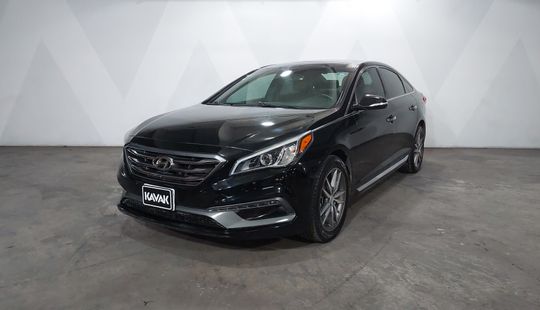 Hyundai • Sonata