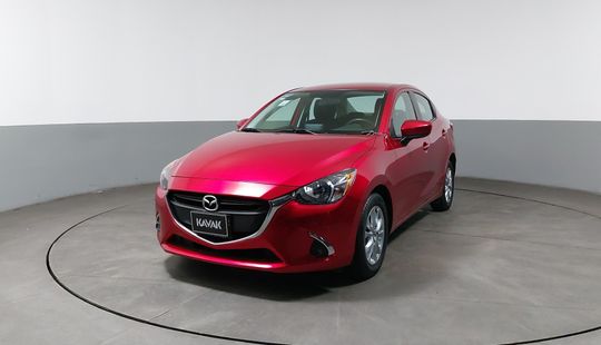 Mazda • Mazda 2