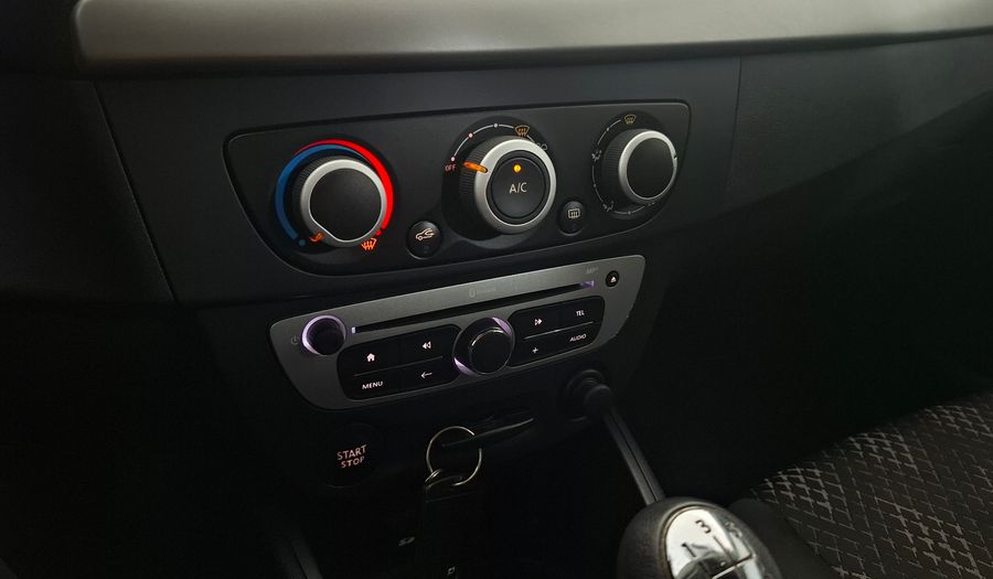 Renault Fluence 1.6 DYNAMIQUE PACK Sedan 2015