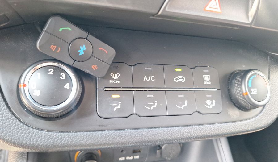 Kia Sportage 2.0 LX AUTO AC DAB Suv 2013