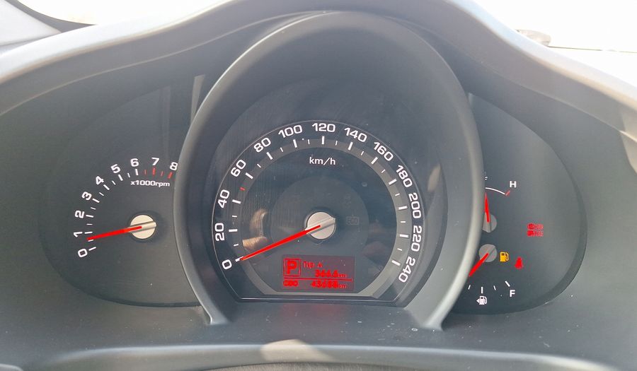 Kia Sportage 2.0 LX AUTO AC DAB Suv 2013