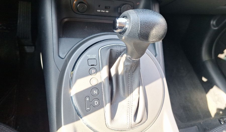 Kia Sportage 2.0 LX AUTO AC DAB Suv 2013