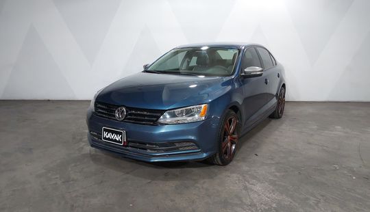 Volkswagen • Jetta