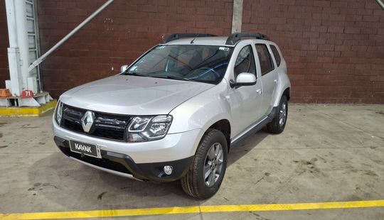Renault • Duster