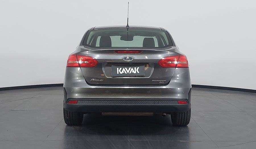 Ford Focus TITANIUM PLUS FASTBACK Sedan 2017