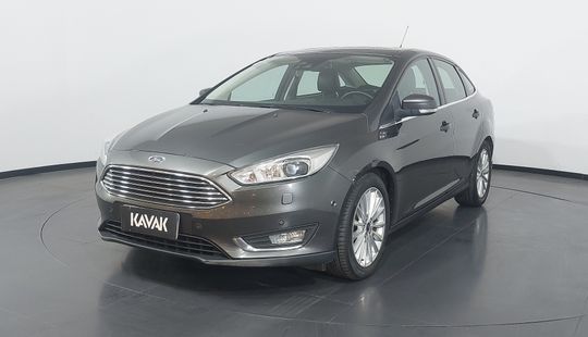 Ford • Focus