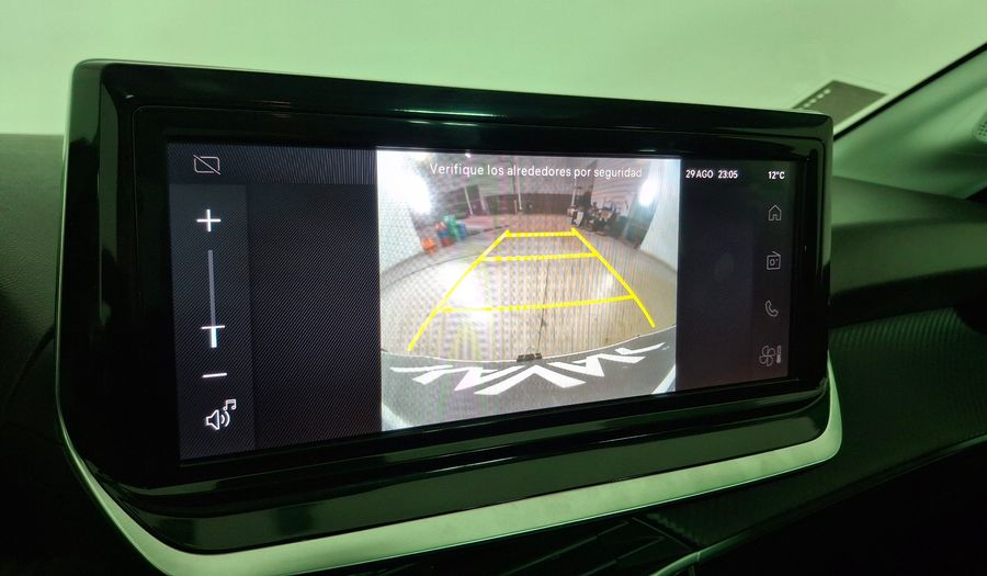 Peugeot 208 1.2 PURETECH 75 HP STYLE Hatchback 2023