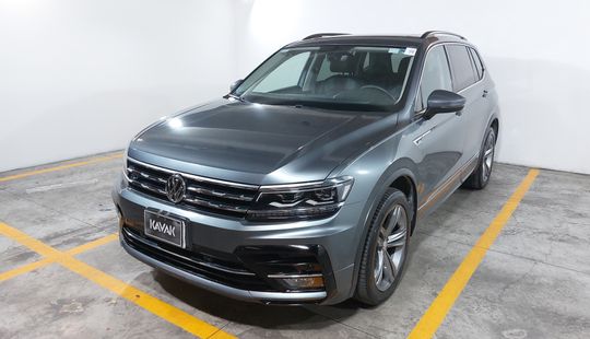 Volkswagen • Tiguan