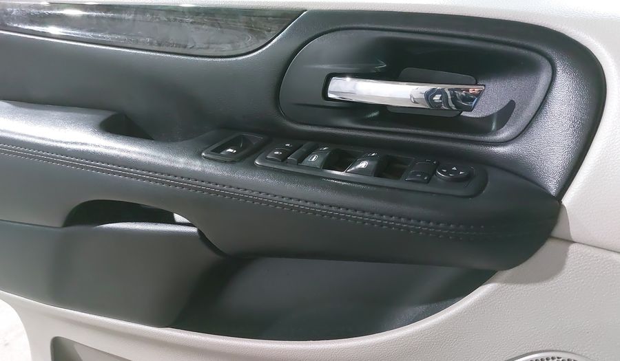 Dodge Grand Caravan 3.6 SXT PLUS Minivan 2019
