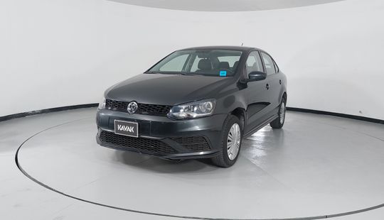 Volkswagen • Vento