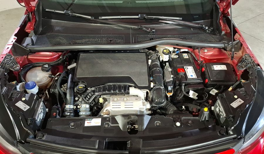Peugeot 2008 1.2 GT AUTO FL Suv 2025