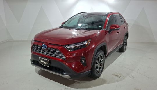 Toyota • RAV4