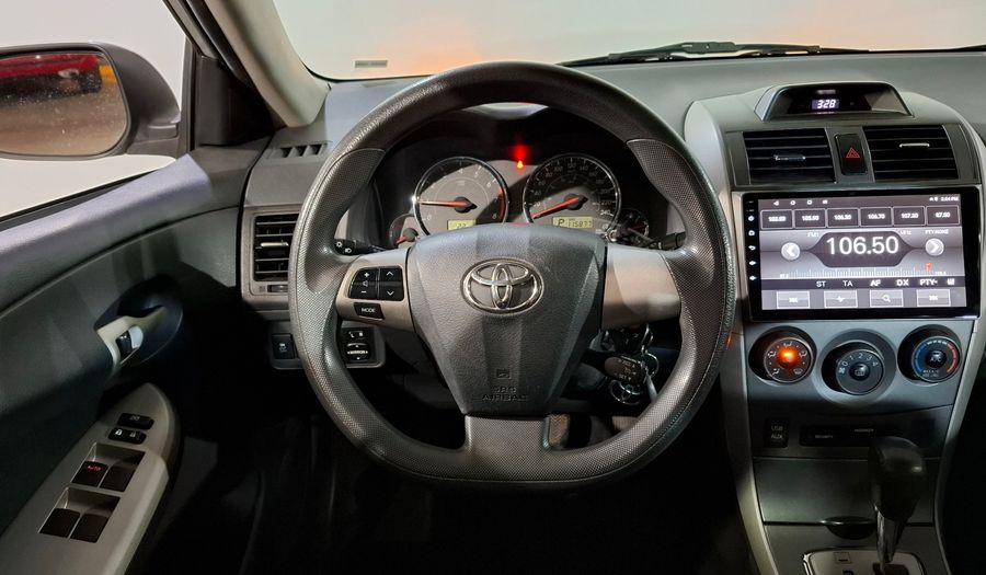 Toyota Corolla 2.4 XRS AT Sedan 2013