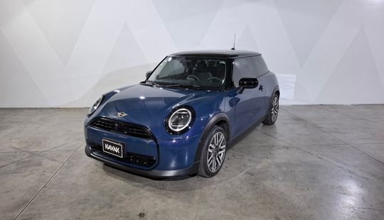 Mini • Cooper