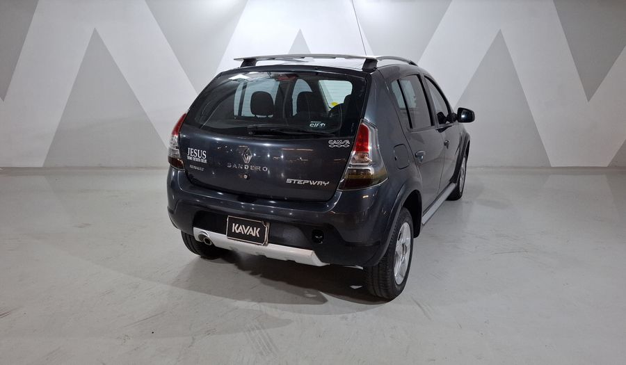 Renault Stepway 1.6 DYNAMIQUE MEDIA NAV MT Hatchback 2014