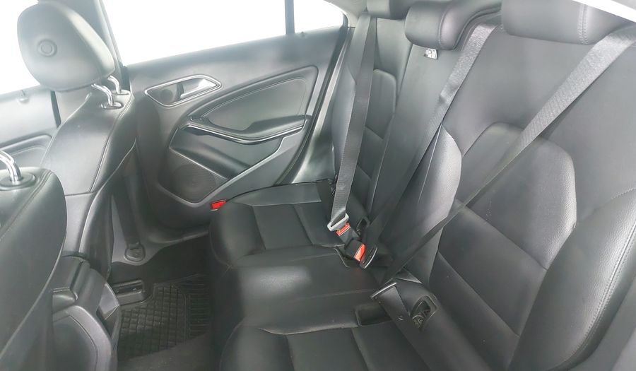 Mercedes Benz Clase Cla 1.6 CLA 200 CGI SPORT AT Coupe 2014