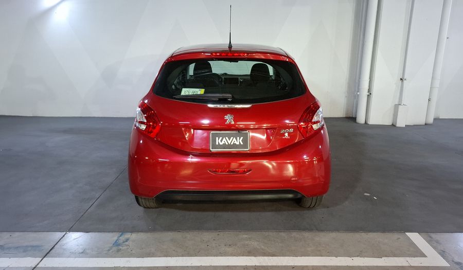 Peugeot 208 1.6 ALLURE MT Hatchback 2016