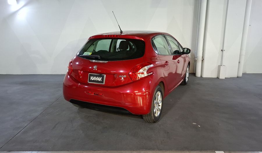 Peugeot 208 1.6 ALLURE MT Hatchback 2016