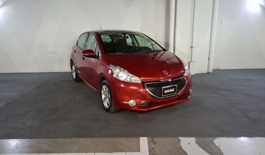 Peugeot 208 1.6 ALLURE MT Hatchback 2016