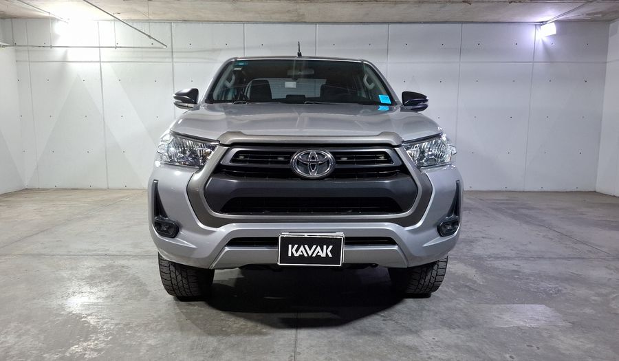 Toyota Hilux 2.7 SR DOBLE CABINA Pickup 2023