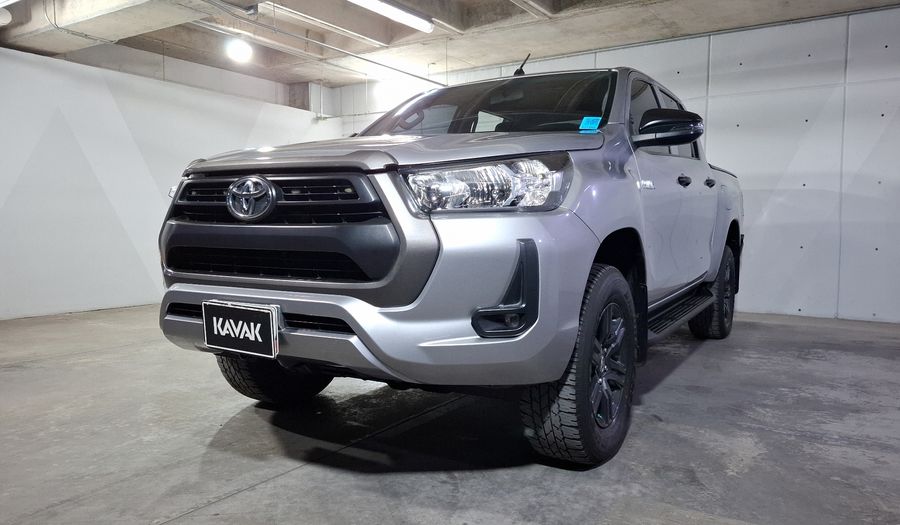 Toyota Hilux 2.7 SR DOBLE CABINA Pickup 2023