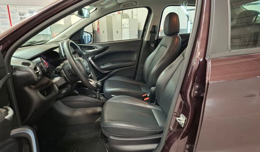 Fiat Cronos 1.8 PRECISION PACK STYLE Sedan 2021