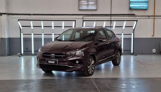 Fiat • Cronos