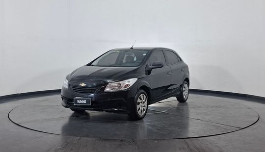 2015 • 101.200 km • Manual