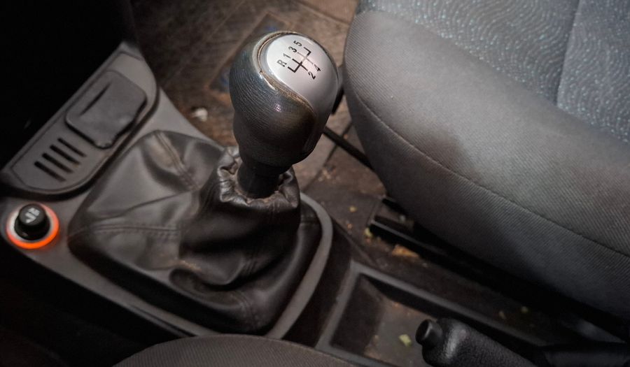 Chevrolet Celta 1.4 LS AB+ABS Hatchback 2013