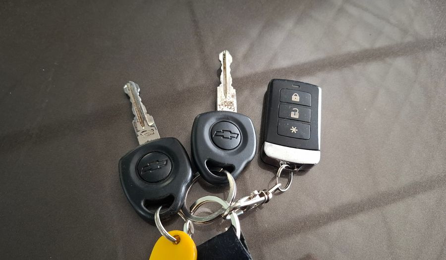 Chevrolet Celta 1.4 LS AB+ABS Hatchback 2013