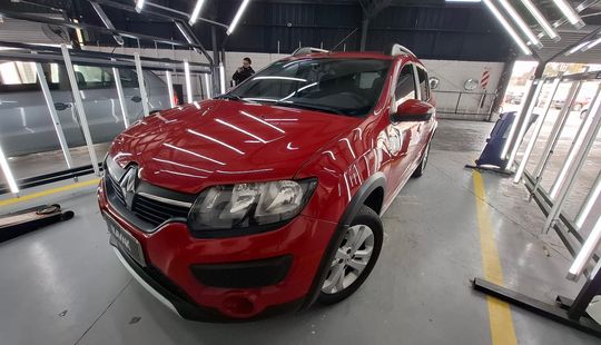 Renault • Sandero Stepway