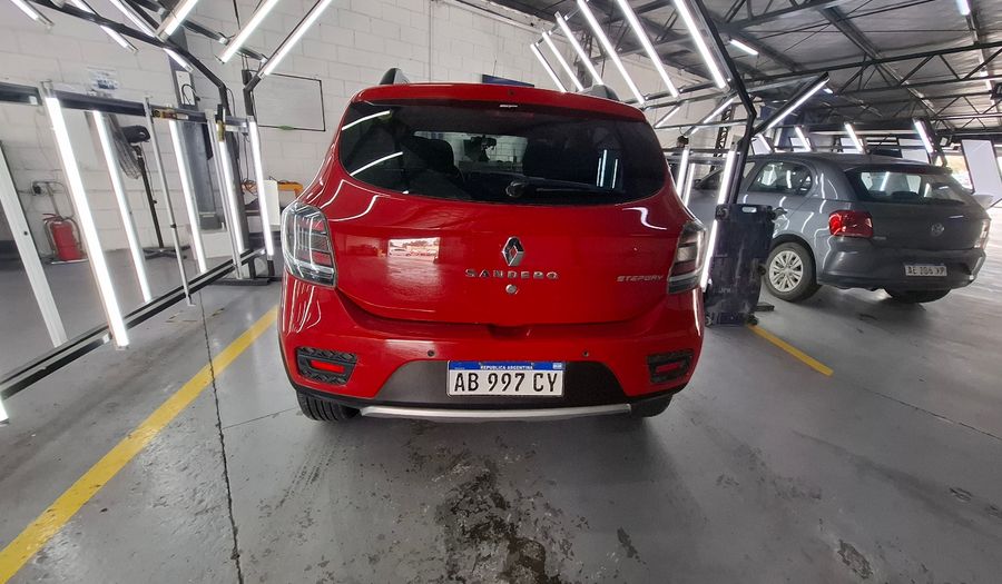 Renault Sandero Stepway 1.6 STEPWAY PRIVILEGE Hatchback 2017