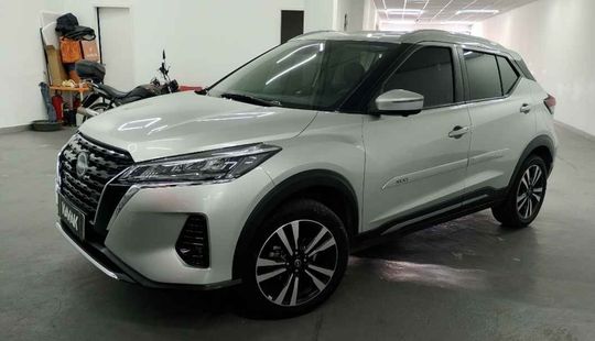 Nissan • Kicks