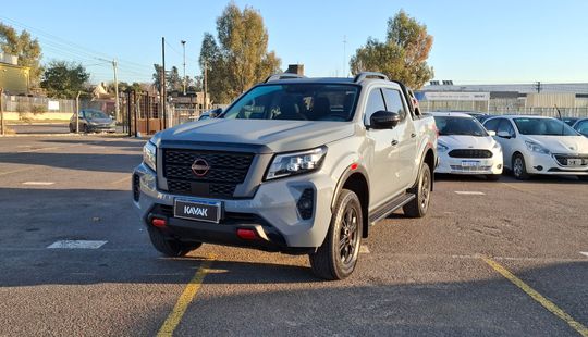 Nissan • Frontier