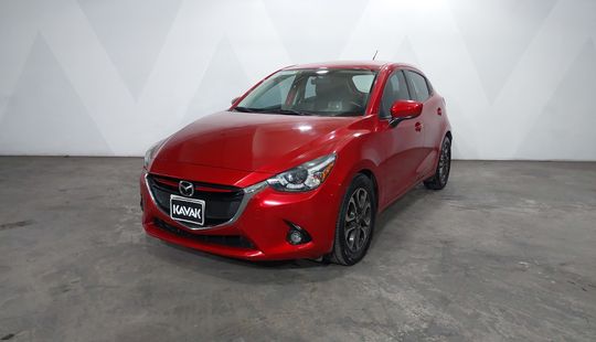 Mazda • Mazda 2