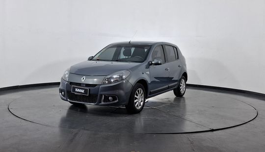 Renault • Sandero