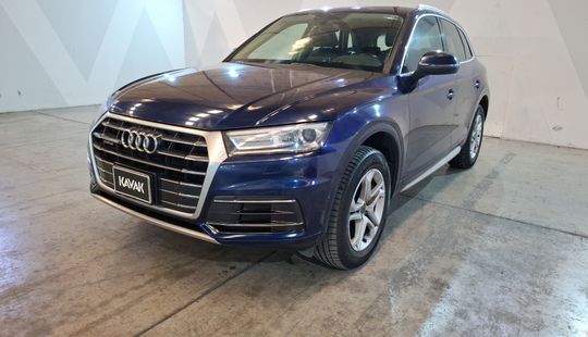 Audi • Q5
