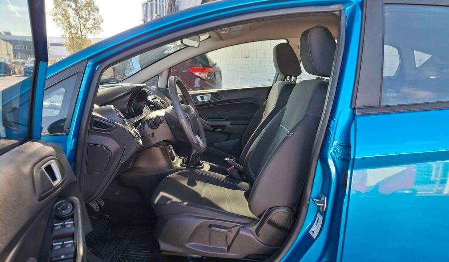 Ford Fiesta Kinetic Design 1.6 S PLUS Hatchback 2016