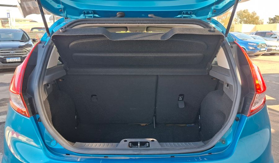 Ford Fiesta Kinetic Design 1.6 S PLUS Hatchback 2016