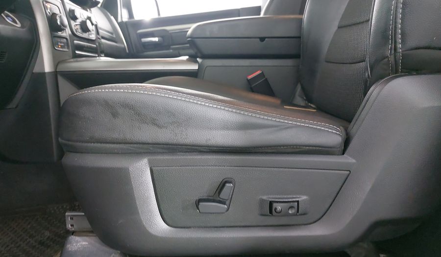 Ram 2500 5.7 RT REG CAB 4X4 V8 8AT Pickup 2017
