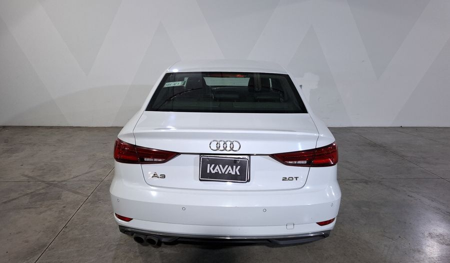 Audi A3 2.0 TFSI SELECT Sedan 2017