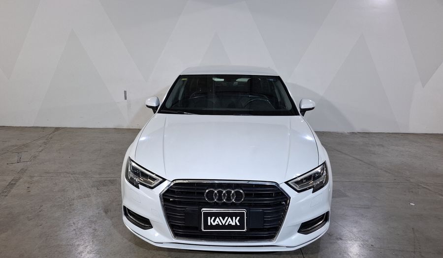 Audi A3 2.0 TFSI SELECT Sedan 2017