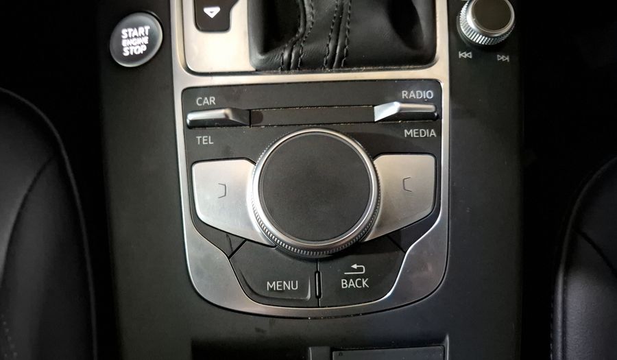 Audi A3 2.0 TFSI SELECT Sedan 2017